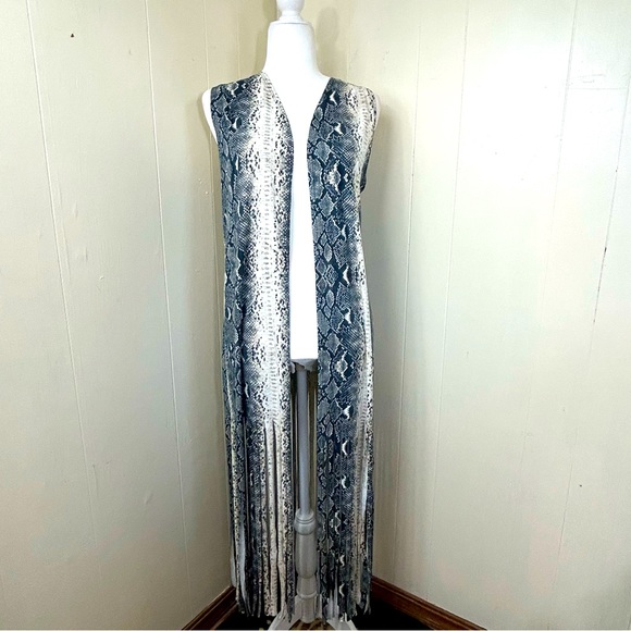 L&B Lucky Blessed Snake Print Sleeveless Fringe Long Duster Cardigan Size Small - Picture 2 of 16